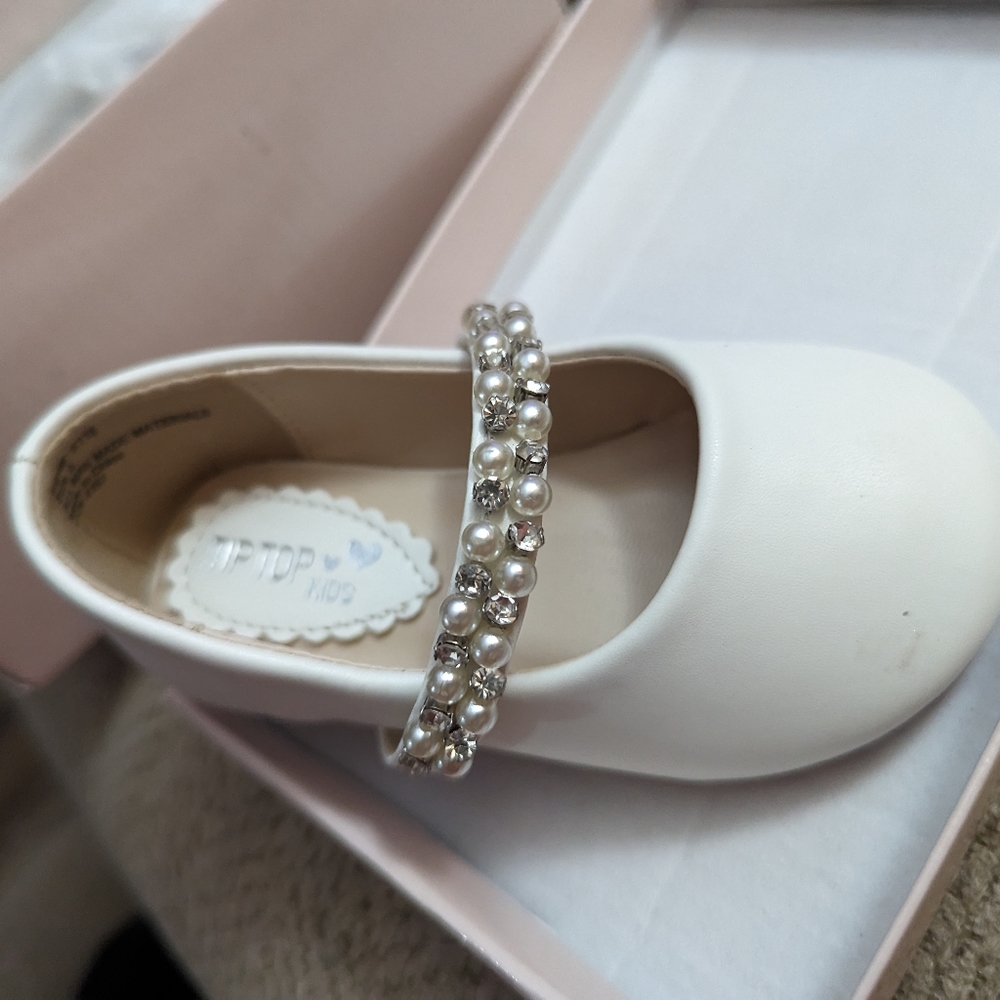 Toddler dress shoe